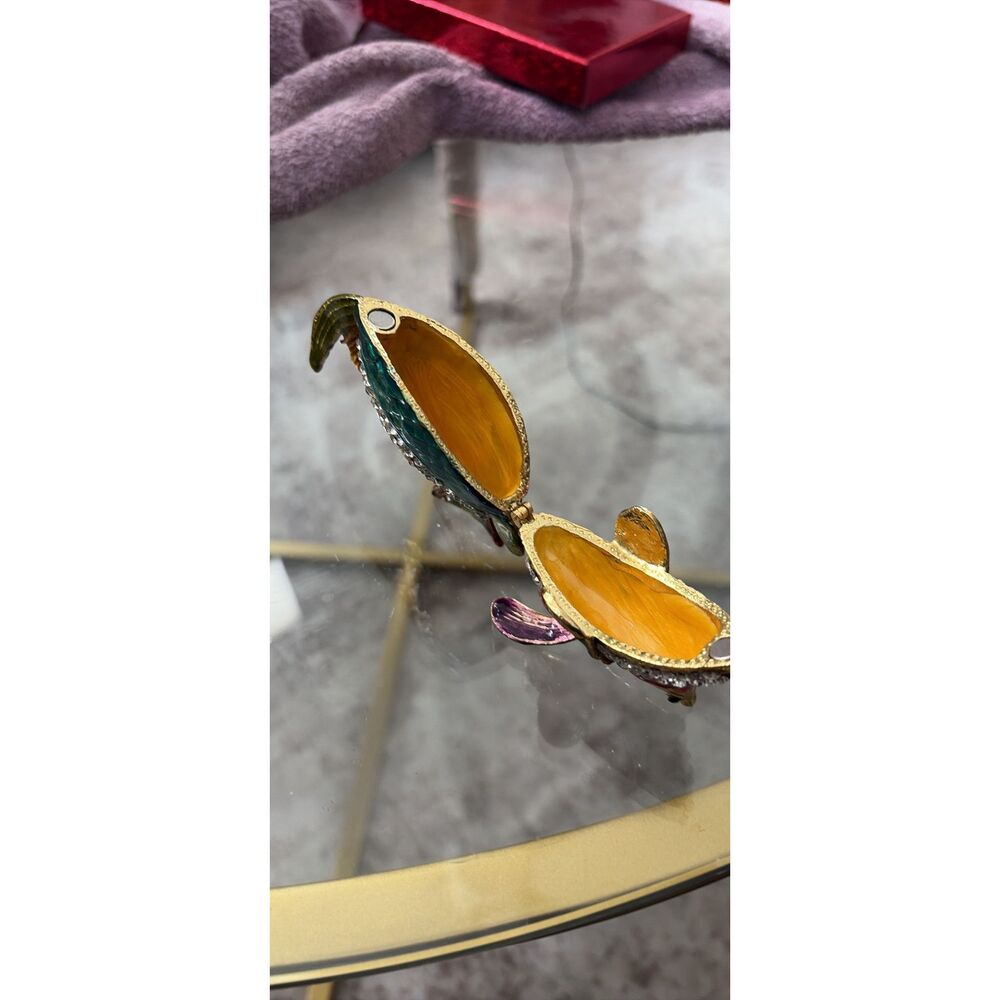 Colorful enamel and rhinestone fish drink box - Picture 5 of 5